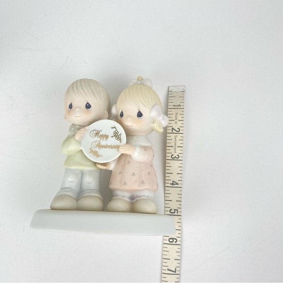 Precious Moments 1983 “God Blessed Our Years Together With So Much Love” - Picture 8 of 8